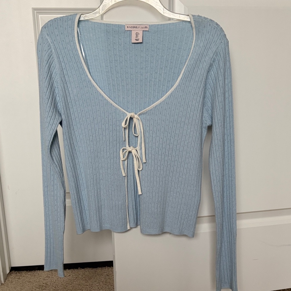 Sincerely Jules Light Blue & White Tie-Front Coquette Top